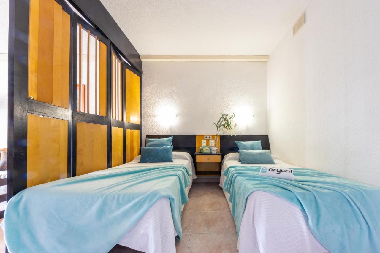 Apartamentos Alboran-Arysal Salou Exterior photo